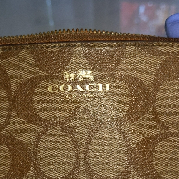 Coach Signature Brown Wristlet - Picture 9 of 13